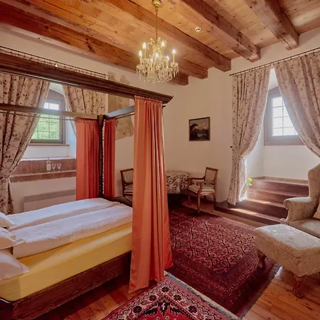 Pipo Várkastély, Vendégház 3*