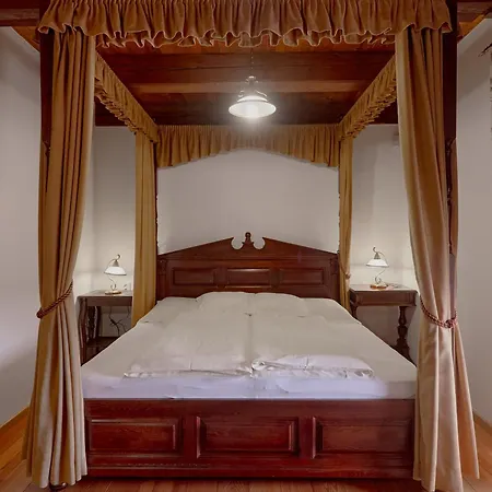 Konukevi Pipo Varkastely,