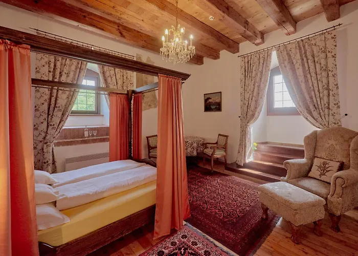 Pipo Várkastély, 3*
